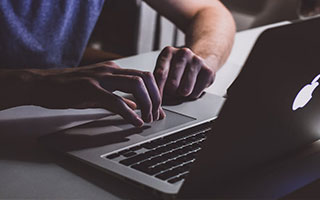 爱游戏官方论坛-“传奇回顾：詹姆斯生涯最经典的五场比赛”，詹姆斯10大经典比赛